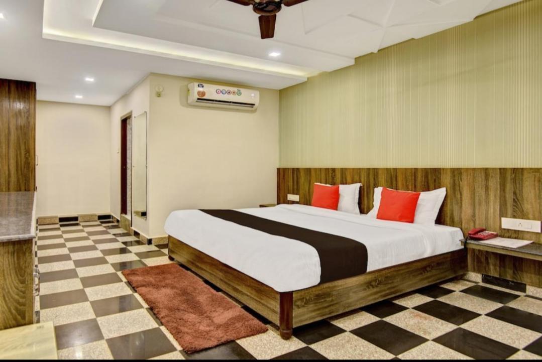Citi Club Hotel Kánpur Kültér fotó