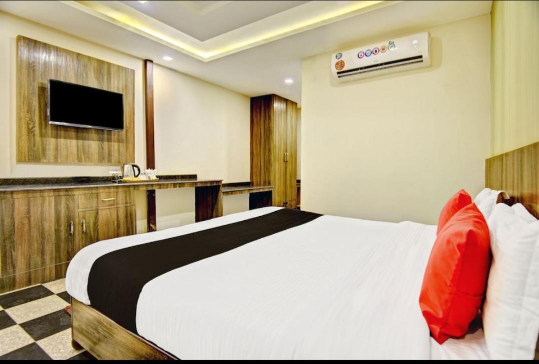 Citi Club Hotel Kánpur Kültér fotó