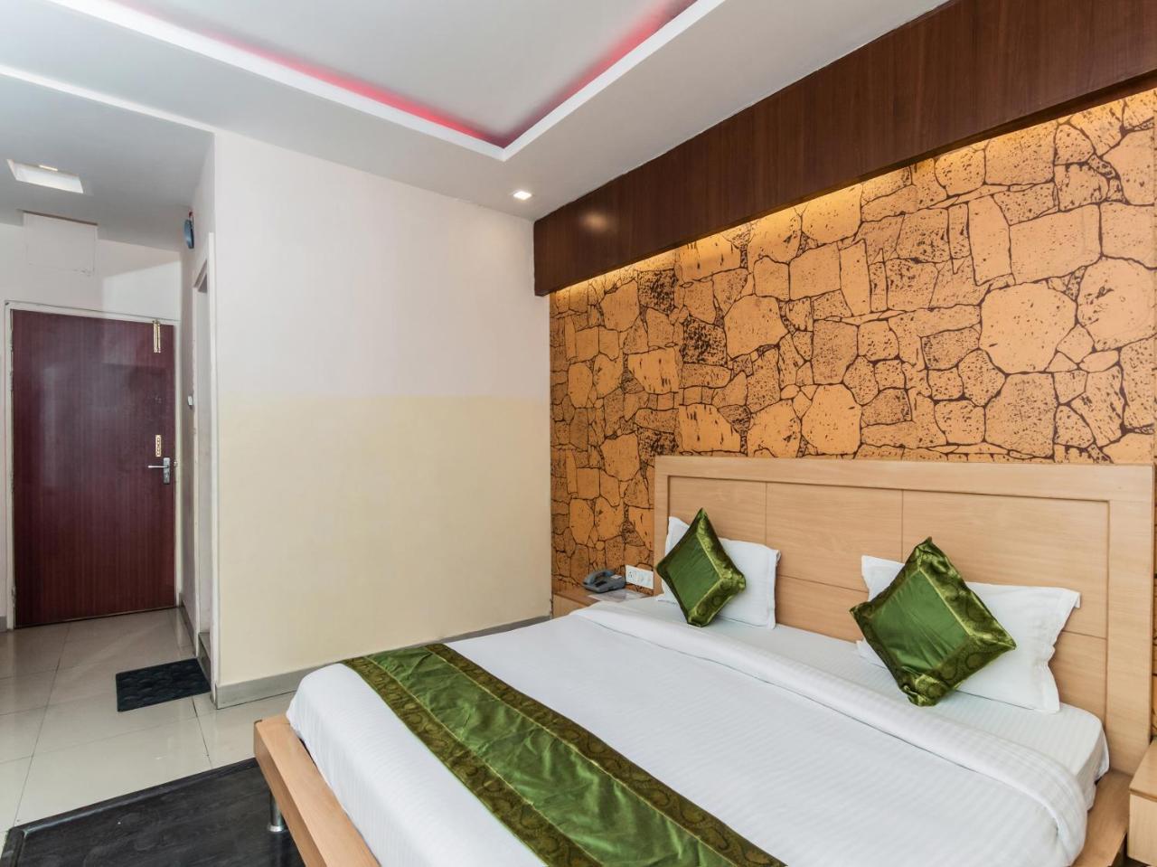Citi Club Hotel Kánpur Kültér fotó