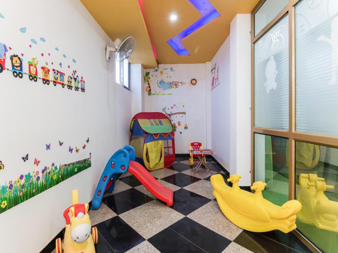 Citi Club Hotel Kánpur Kültér fotó